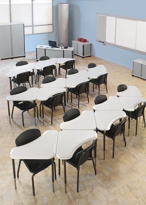 School Furniture Design, Classroom Seating Arrangements, Trendy Desks, Desk Arrangements, Classroom Interior, Classroom Seating, Modern Classroom, Classroom Layout, Student Desk