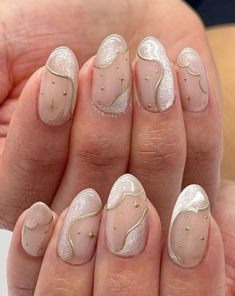 Nail Art Glitter Sparkle, Subtle Glitter Nails, Pink Glitter Nail Art, Gold Nail Art Designs, 2023 Nails Ideas, Glitter Nail Ideas, Elegance Nails, Nails Moon, Swift Nails