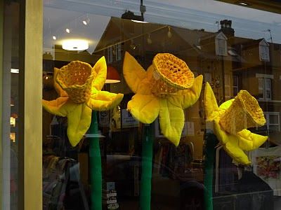 Crochet Giant Flower, Giant Crochet, Cottage Garden Flowers, Favourite Flowers, Crocheted Flowers, Giant Flowers, Crochet Flower, Garden Flowers, New Website