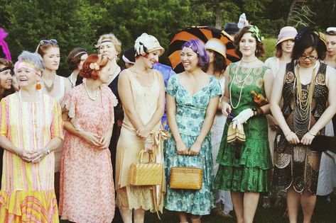 Roaring Twenties Lawn Party | Improper Bostonian Tea Attire, Dogs Beach, Wedding Gatsby, Jazz Age Lawn Party, Lawn Party Decorations, Crane Estate, Vintage Culture, 1920s Fashion Dresses, Roaring 20