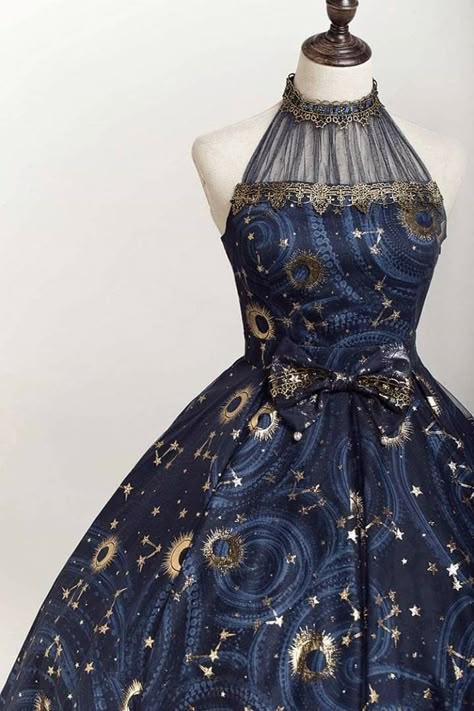 Spacecore Fashion, Indoor Garden Ideas, Lolita Dress, Lolita Fashion, Fancy Dresses, Vincent Van Gogh, Indoor Garden, Look Cool, The Star