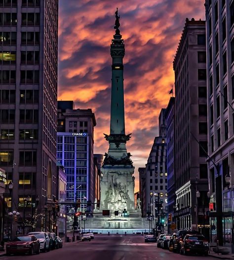 Indianapolis Monthly Magazine on Instagram: “Circle City sunrise by @ned.mulligan 🌇 . . . . . . #indy #indianapolis #visitindy #317 #downtownindy #downtownindianapolis #loveindy…” City Sunrise, Circle City, Nature Destinations, Urban Explorer, Indianapolis Indiana, Home Again, Church Design, Next Stop, Filming Locations