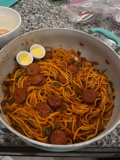 Haitian Spaghetti, African Recipes Nigerian Food, Haitian Food, Haitian Food Recipes, Catering Ideas Food, Tasty Recipes Videos, Healthy Food Dishes, Food Babe, Healthy Homemade Recipes