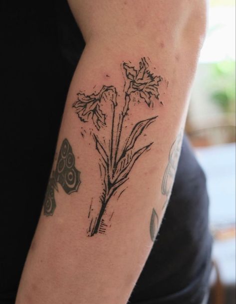 Human Tree Tattoo, Environmentalist Tattoo, Woodcut Tattoo Nature, Forearm Tattoos Nature, Printmaking Tattoo, Stamp Style Tattoo, Dainty Forearm Tattoo, Retro Flower Tattoo, Plant Tattoo Men