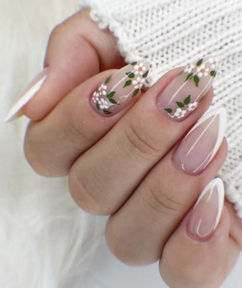 Pink And Flowers Nails, Nature Inspired Wedding Nails, Floral French Tip Nail Designs, Floral Design Nails Art, Gel Nail Inspiration Summer, Two Finger Nail Design, Square Nail Designs Flowers, White Nails With Floral Designs, French Nails And Flowers