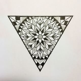 triangle mandala Triangle Mandala, Triangle Tattoo Design, Glyph Tattoo, One Word Tattoos, Literary Tattoos, Triangle Tattoos, Tattoo Desings, Full Sleeve Tattoos, Mandalas Drawing