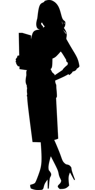 Siluette Woman Silhouettes, Teacher Silhouette, Motif Art Deco, Silhouette Images, Foto Art, Svg For Cricut, Woman Silhouette, Free Svg Cut Files, Stencil Art