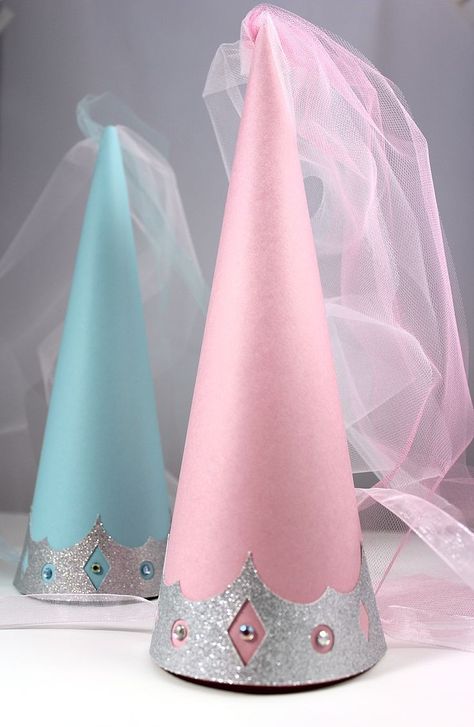 Princess Party Hat, Princess Cone Hat Diy, Princess Crafts For Kids, Dinosaur Craft, Princess Crafts, Knight Party, Princess Theme Birthday, Princess Hat, Crazy Hat Day