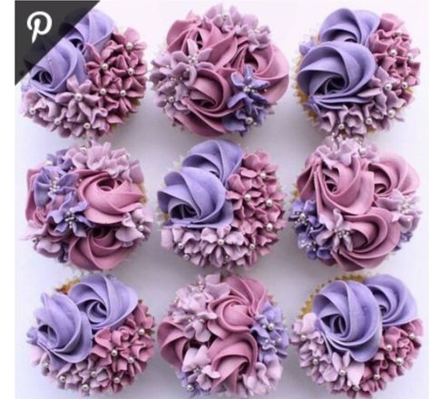 Dusty Rose Cupcakes, Wedding Cupcake Designs, Lilac Cupcakes, Cupcakes Flores, Icing Designs, Cupcake Piping, Elegant Cupcakes, Purple Cupcakes, Cupcake Decorating Tips