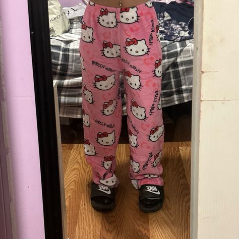 Sizes S & M Ready To Ship No Tags Fuzzy Hello Kitty Pants, Hello Kitty Pajamas Pants, Sanrio Pajama Pants, Things For Birthday Gifts, Hello Kitty Pj Pants, Cute Pj Pants, Hello Kitty Sweatpants, Sanrio Pajamas, Cute Pajama Outfits