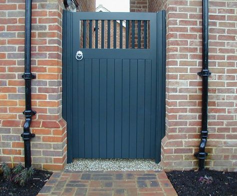 Wooden Door Exterior, Wooden Garden Gate, Fence Gates, Backyard Gates, Pedestrian Gate, Garden Gates And Fencing, Exterior Garden, Garden Gate Design, Gate Ideas