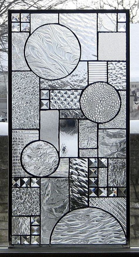 Art Glass Jewelry, Glass Art Pictures, Modern Stained Glass, Motif Art Deco, Stained Glass Window Panel, Glass Art Projects, Stained Glass Lamps, Stained Glass Diy, Stained Glass Panel