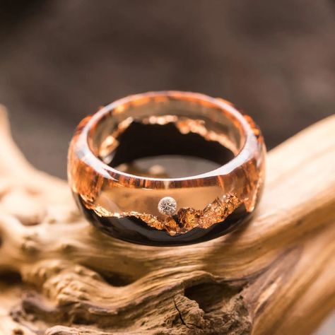 Rings for you and your loved ones 😍 #greenwoodjewelry #resinring #weddingring #woodenring #woodresinring Wood Engagement Ring, Wood Epoxy, Brown Jewelry, Wooden Gift Boxes, Resin Ring, Green Wood, Wooden Rings, Nature Jewelry, Natural Oils