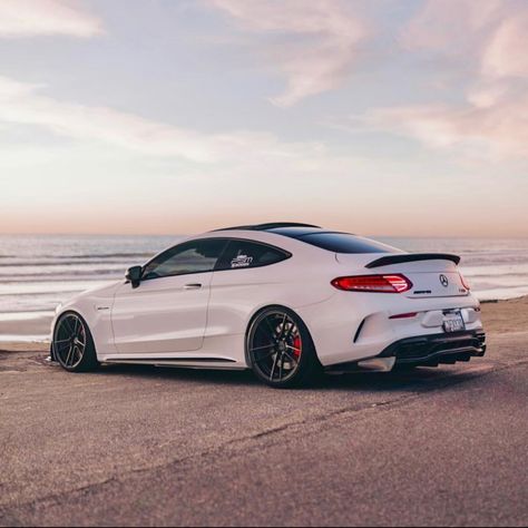 #mercedes #mercedesbenz #benz #amg #thebestornothing #coupe #white #cars #beach E53 Amg Coupe, Mercedes C Class Coupe, E53 Amg, C63s Amg, Mercedes Sport, Mercedes Benz Coupe, Mercedes C63 Amg, Cj Jeep, C 63 Amg