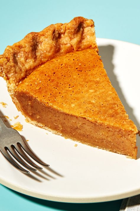 If you love pumpkin pie or sweet potato pie, then you will be a fan of bean pie too. This pie, which relies largely on pantry ingredients, has a lovely custard filling consisting of drained canned navy beans, sweetened condensed milk, and brown sugar. This pie, which is popular in the African American Muslim community, is a wonderful way to use up extra canned beans—and to add a little more protein to your desserts. Bean Pie Recipe Muslim, Muslim Bean Pie Recipe, Navy Bean Pie Recipe, Navy Bean Pie, Bean Pie Recipe, American Dessert, Vegan Bean, Bean Pie, Just Pies