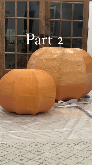 Tamara on Instagram: "Here is part 2 of the giant paper mache pumpkins. This has been a slow project because I have had so much going on. Hopefully, I can get them finished this week! Stay tuned… . . #giantpumpkin #giantpumpkins #diypumpkins #diypumpkindecor #papermache #papermachpumpkin" Giant Paper Mache Pumpkin, Paper Pumpkins Diy, Giant Pumpkin Diy, Diy Large Pumpkins, Diy Giant Pumpkin, Papermache Deco, Paper Mache Pumpkins Diy, Paper Mache Pumpkin Head, Cardboard Pumpkin