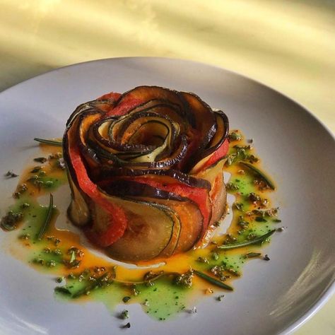 GastroManiatics on Instagram: “Thank you @vieira_victor 🌟🌟🌟 “ I was challenged by Vitor to make a vegetarian dish. I made a “confit byaldi”, Ratatouille's ratatouille.…” Vegan Plated Dinner, Christmas Fine Dining Food, Chef Plate Recipes, Plated Meals Dinners, Food On Black Plates, Restaurant Dishes Presentation, Ratatouille Plating, Michelin Food Fine Dining, Fine Dining Hors D'oeuvres