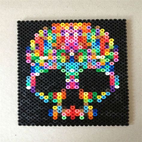 Hamma Beads Ideas, Pearl Beads Pattern, Fuse Bead Patterns, Art Perle, Hama Beads Design, 8bit Art, Perler Bead Templates, Diy Perler Bead Crafts, Perler Crafts