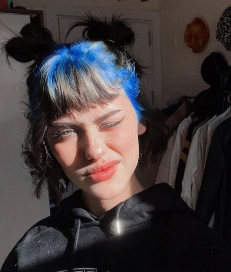 Ghost Roots, Enby Hair, Alt Hairstyles, Blue Roots, Half And Half Hair, Dark Blue Hair, Rave Hair, Dye Ideas, Dyed Hair Inspiration