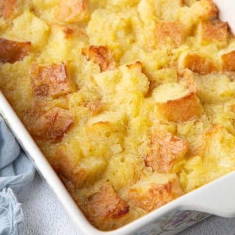 Scallop Pineapple Recipe, Scalloped Pineapple Recipes, Scalloped Pineapple Casserole, Scalloped Pineapple, Side Dishes For Ham, Pineapple Casserole, Pineapple Recipe, Old Fashioned Recipe, Freezer Recipes