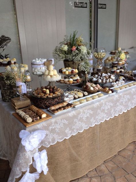 Burlap Dessert Table Ideas, Rustic Wedding Candy Table, Rustic Wedding Sweets Table, Rustic Anniversary Decor, Rustic Party Table Decor, Rustic Brunch Decor, Rustic Candy Table, Rustic Buffet Table, Wedding Buffet Table Decor