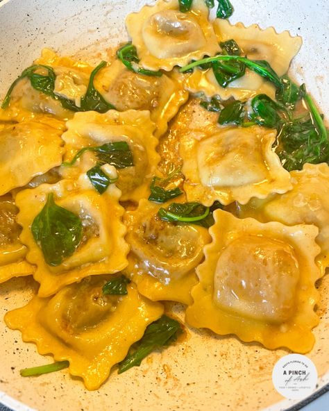 Short Rib Ravioli Recipe, Braised Short Rib Ravioli, Short Rib Ravioli Sauce, Shortrib Ravioli, Truffle Ravioli Recipe, Short Rib Ravioli, Ravioli Recipes, Short Ribs Slow Cooker, Truffle Sauce