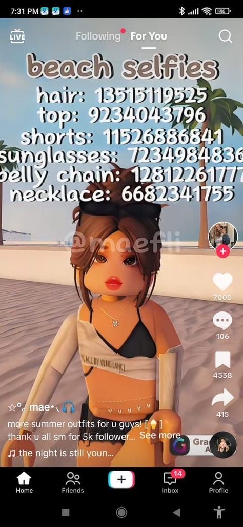 Summer Codes Bloxburg, Roblox Outfits Codes Summer, Roblox Codes Beach, Messy Bun Codes Berry Ave, Blockburg Codes Outfit, Berry Avenue Outfit Ideas Codes, Bloxburg Outfit Codes Bathing Suits, Beach Berry Avenue Codes, Berry Ave Beach Outfit Codes