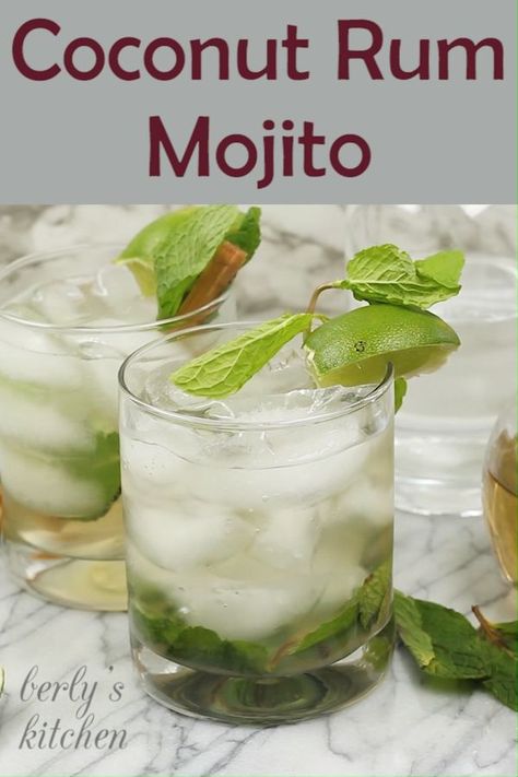 Tropical Palm Trees, Liquor Drinks, Rum Drinks, Coconut Rum, Summer Drink, Alcohol Drink Recipes, Drinks Alcohol Recipes, Diet Keto, Alcohol Recipes