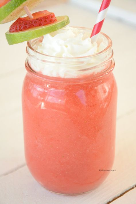 Non-Alcoholic Strawberry Daiquiris - The Idea Room Virgin Strawberry Daquiri Recipe, Daiquiris Recipe, Virgin Strawberry Daiquiri, Yum Drinks, Frozen Strawberry Daiquiri, Virgin Drinks, Mocktail Recipes, Backyard Movie, Strawberry Daiquiri