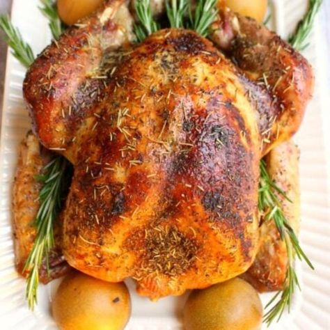 Apple Cider Turkey Brine - Delightful E Made Cider Turkey Brine, Apple Cider Turkey Brine, Turkey Brines, Apple Cider Turkey, Thanksgiving Salads, Best Turkey Brine, Brine Recipes, Best Stuffing Recipe, Brined Turkey