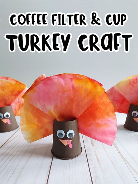 Thanksgiving Table Crafts, Easy Thanksgiving Crafts For Kids, Thanksgiving Centers, Thanksgiving Centerpieces Diy, Preschool Cooking, Thanksgiving Crafts Preschool, Thanksgiving Turkey Craft, Easy Thanksgiving Crafts, Centerpiece Craft