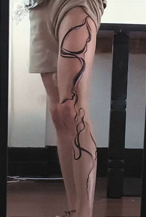 Abstract Leg Tattoo, Tattoo Ideas Lightning, Aesthetic Leg Tattoos, Phantom Troupe Spider, Leg Tattoos Aesthetic, Skull With Mushrooms, Dark Tattoo Ideas, Hai Tattoo, Gotik Tattoo