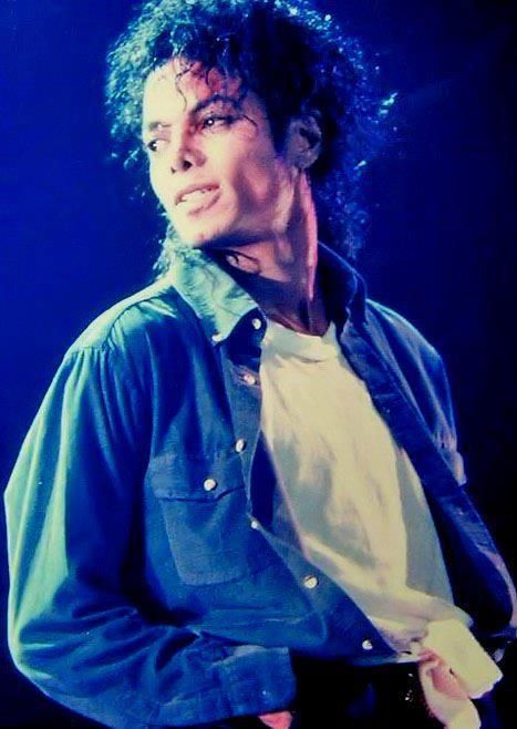 The Way You Make Me Feel....... Mj Bad, Michael Jackson Images, Michael Jackson Bad Era, Jackson Bad, Michael Jackson Smile, Joseph Jackson, Michael Jackson Bad, Michael Jackson Pics, King Of Pop