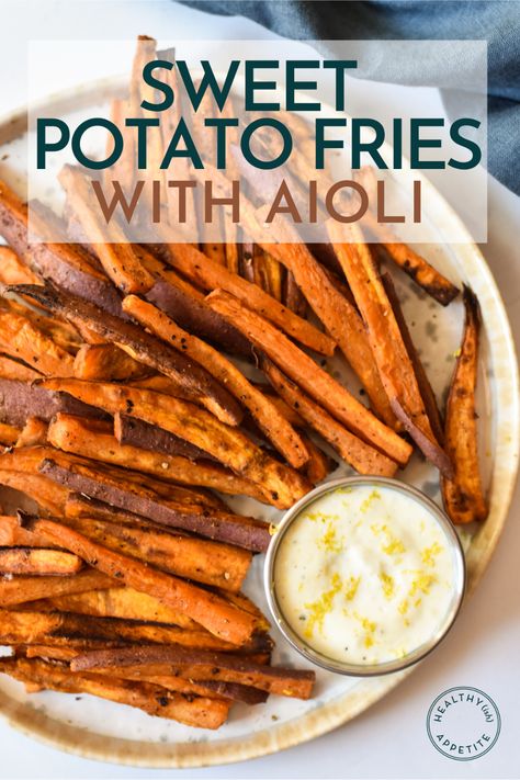 Aioli For Sweet Potato Fries, Dipping Sauce For Sweet Potato Fries, Sauce For Sweet Potato Fries, Side Dish For Burgers, Sweet Potato Fries Dipping Sauce, Oven Roasted Fries, Homemade Sweet Potato Fries, Yam Fries, Creamy Dipping Sauce