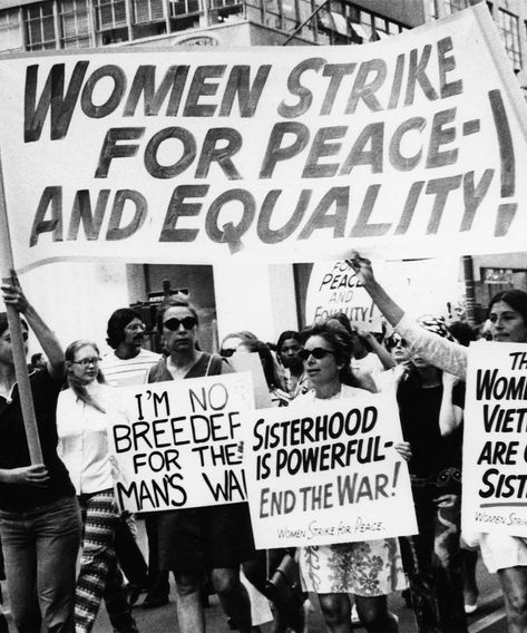 Perfect Protests Don’t Exist, But We All Have A Part To Play #refinery29 https://www.refinery29.com/en-us/2017/03/144416/a-day-without-a-woman-strike-essay Feminism Photography, Second Wave Feminism, English Notes, What Is Feminism, Womens Movement, Womens Equality, Literary Theory, Feminist Movement, Womens History Month