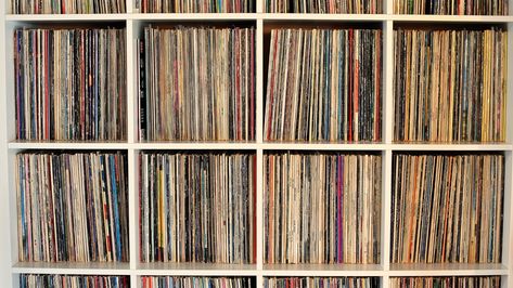 Vinyl Record Room, Dj Room, Record Room, Vinyl Record Collection, Vinyl Collectors, Kallax Ikea, Vinyl Record Storage, Vinyl Storage, Record Storage