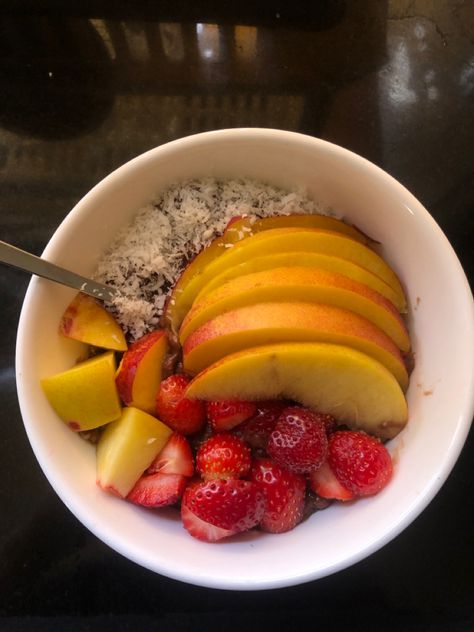 Chocolate oatmeal + nectarine + strawberries + shredded coconut 🤍 Oatmeal Aesthetic, Coconut Oatmeal, Strawberry Oatmeal, Chocolate Oatmeal, Nectarine, Shredded Coconut, Strawberries, Oatmeal, Coconut