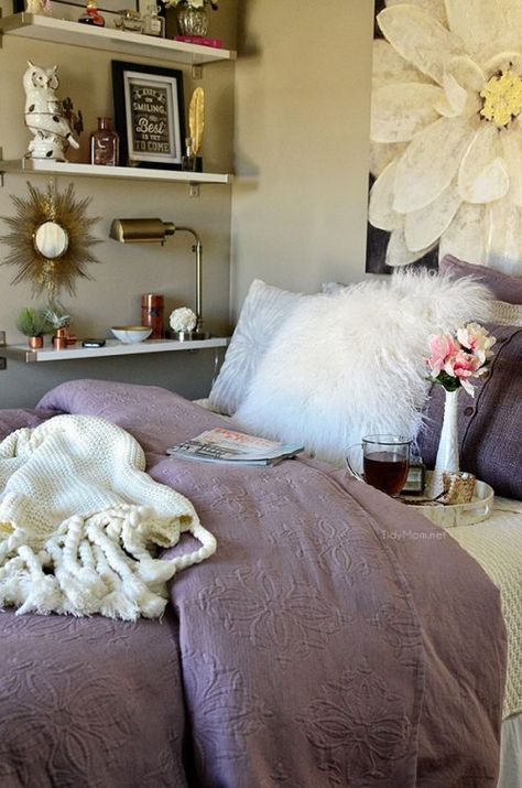 Amethyst Bedroom Ideas, Neutral Purple Bedroom, Boho Purple Bedroom, Grey Guest Bedroom, Amethyst Bedroom, Wisteria Bedroom, Lavender Boho Bedroom, Purple Boho Bedroom, Granddaughters Room