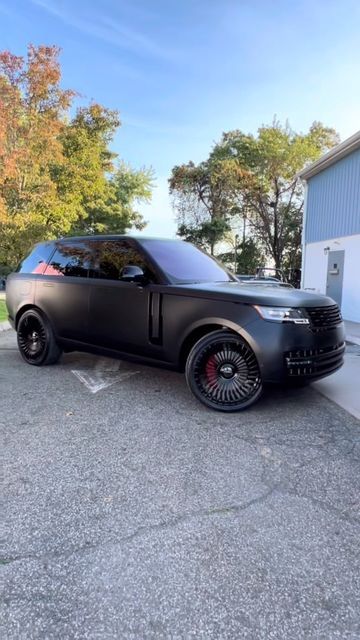 Matt Black Range Rover, Range Rover Wrap, Range Rover 2023 Black, Range Rover Black Matte, Blacked Out Range Rover, Matte Range Rover, Range Rover Matte, Interior Range Rover, All Black Range Rover