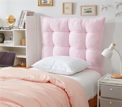 Rainha - Puffy Tufted College Headboard - Pink Créam College Headboard, Camp Room, Dorm Color Schemes, Pink Dorm Room Decor, Dorm Room Setup, Dorm Room Headboards, Dorm Headboard, Pink Dorm Rooms, College Bedroom Apartment