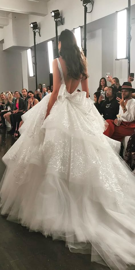 Wedding Dresses Fall 2019: See The New Trends ❤️ wedding dresses fall 2019 ball gown ruffled skirt with bow low back sequins pnina tornai ❤️ See more: https://www.weddingforward.com/wedding-dresses-fall-2019/ #weddingforward #weddingdresses #bridalgown #bride #weddingdresses2019 Wedding Dresses Fall, Designers Dresses, Skirt With Bow, Bow Wedding Dress, Pnina Tornai, Dresses Fall, Pretty Wedding Dresses, Trendy Wedding Dresses, Backless Wedding