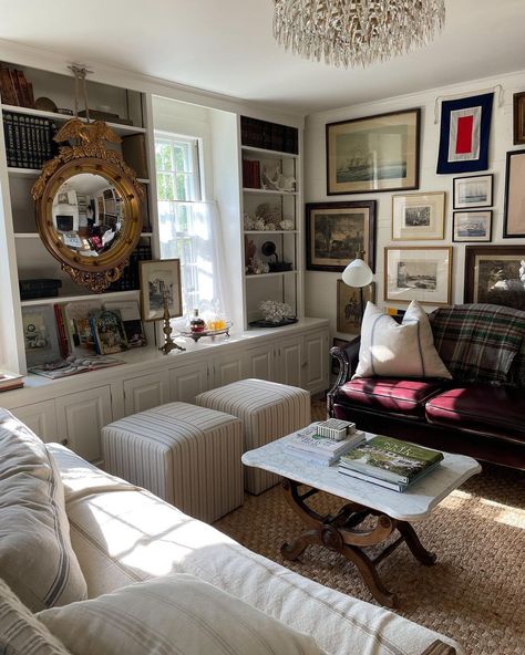 Created by Watts Design House’s Instagram photo: “One of the best spots in the house. ✨✨✨” Rococo Interior, Traditional Eclectic, Home Interior Accessories, Grey Couch Living Room, Nancy Meyers, Dreamy Room, Home N Decor, Small Living Rooms, House Inspo