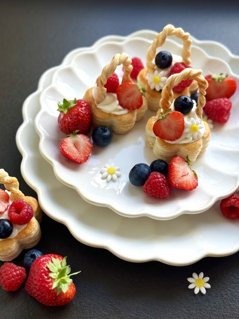 Berry Baskets — Oh Cakes Winnie Puff Pastry Baskets, Pastry Basket, Tea Time Party, Berry Basket, Mascarpone Cream, Berry Baskets, Sweet Cravings, Fondant Flowers, Mascarpone Cheese