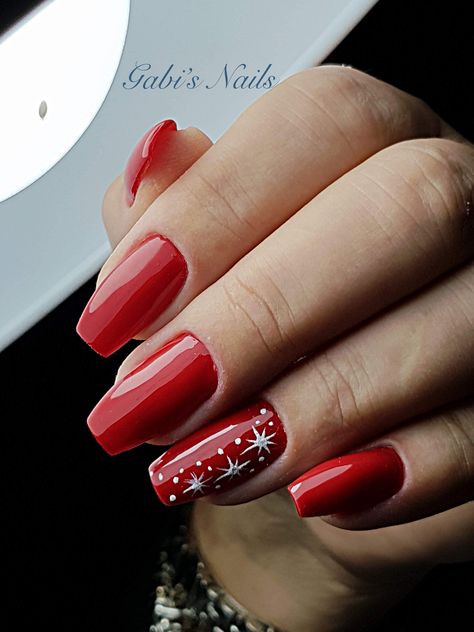 Christmas Nail Art Ideas, Manicure Nail Designs, Fall Gel Nails, Fancy Nails Designs, Christmas Gel Nails, Work Nails, Cute Gel Nails, Neutral Nails, Xmas Nails