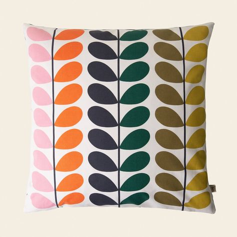 Add a bright and playful touch to your home with this multi-coloured iconic stem print cushion from Orla Kiely, with a bold gunmetal coloured, Linear Stem reverse. 1970s Inspired Home Decor, Orla Kiely Bags, Gray Towels, Orla Kiely, Printed Cushions, Cushion Pads, Dark Background, Retro Aesthetic, Scatter Cushions