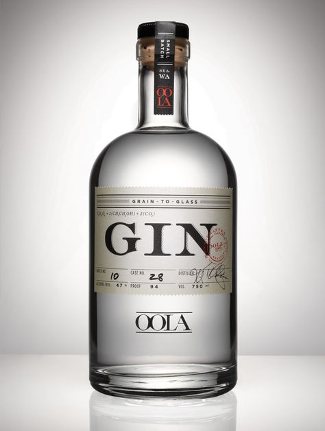 Gin O Clock, Gin Brands, Bottle Label Design, Gin Bottles, Dry Gin, Beverage Packaging, Bottle Packaging, Liquor Bottles, Creative Packaging Design