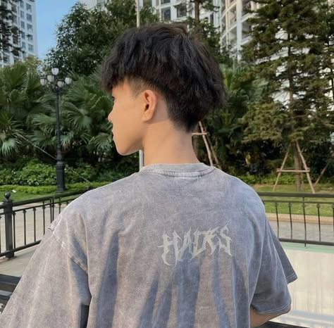 Messy Edgar Haircut, Asian Straight Haircut, Asian Mullet Haircut Men, Low Taper Haircut, Mens Haircuts Thick Hair, Low Taper Fade Haircut, Edgars Haircut, Mens Haircuts Short Hair, Men Haircut Curly Hair