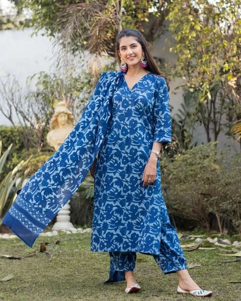 ₹845 New Tranding Cotton Suit set in Printed Kurti Pant with Dupatta Afghani pant Kurti Fabric:- Cotton Dupatta:- Malmal Kurti Length:- 44 Pant:- 38 Size:- *M-38, L-40, XL-42, XXL-44*XXXL -46 *Price:- 845 free shipping-🛍️* fh Keep Posting 🛍️🛒 Full stock available 😊 #underbudgetdresses _____________________________ *Note:* ⏩ COD (Cash On Delivery) not available ⏩ To Book/Order on Whatsapp, Please Click here https://wa.link/tjwvjz ⏩ Ping On Whatsapp +919468590026 ⏩ Visit... Afgani Salwar Suit, Afgani Salwar, Pant Kurti, Asian Suits, Kurti Pant With Dupatta, Readymade Blouses Online, Kurti Pant, Dress Salwar Kameez, Readymade Saree