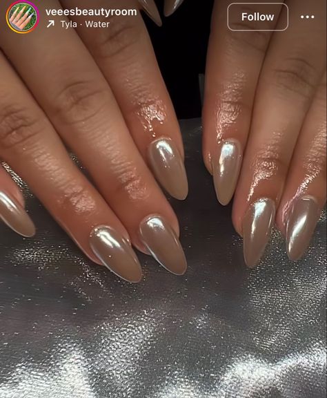 #nails #nailinspo💅🏻 #fallnails #fallnailcolors Glazed Mocha Nails, Mocha Nails, Cute Nails For Fall, Fall Nail Colors, Cute Nails, Nail Inspo, Mocha, Glaze, Nails