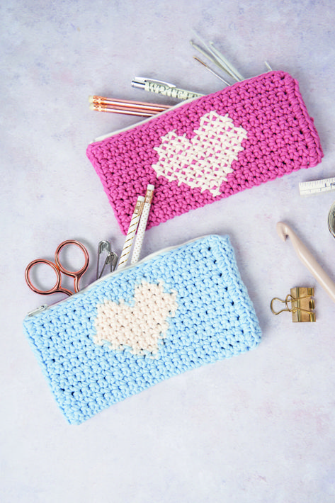 Pencil Case - Bella Coco Crochet Crochet A Pencil Case, Crochet Pen Case, Crochet Pencil Case Aesthetic, Crochet Pencil Case Free Pattern, Crochet Pencil Pouch, Pencil Pouch Pattern, Square Pencil Case, Random Crochet, Crochet School